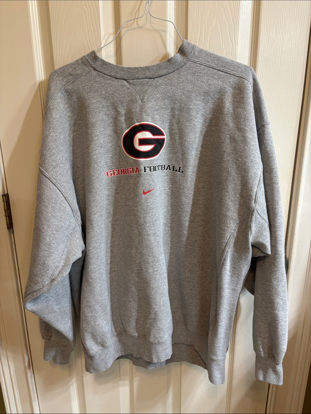 Nike Gray Georgia Football Crewneck Sweatshirt with Red & Black Logo